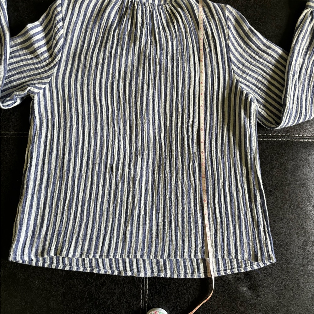 NWT Universal Thread Gauzy Pinstripe Blouse - Picture 7 of 10